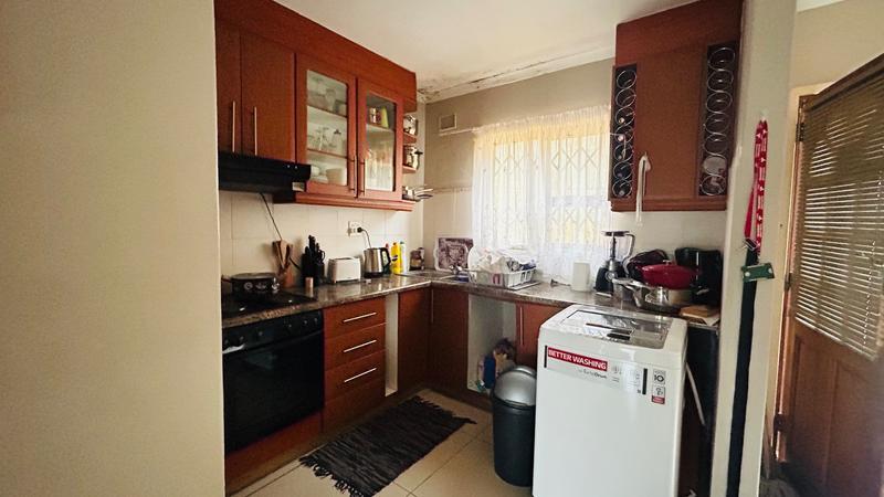2 Bedroom Property for Sale in Fairview Western Cape